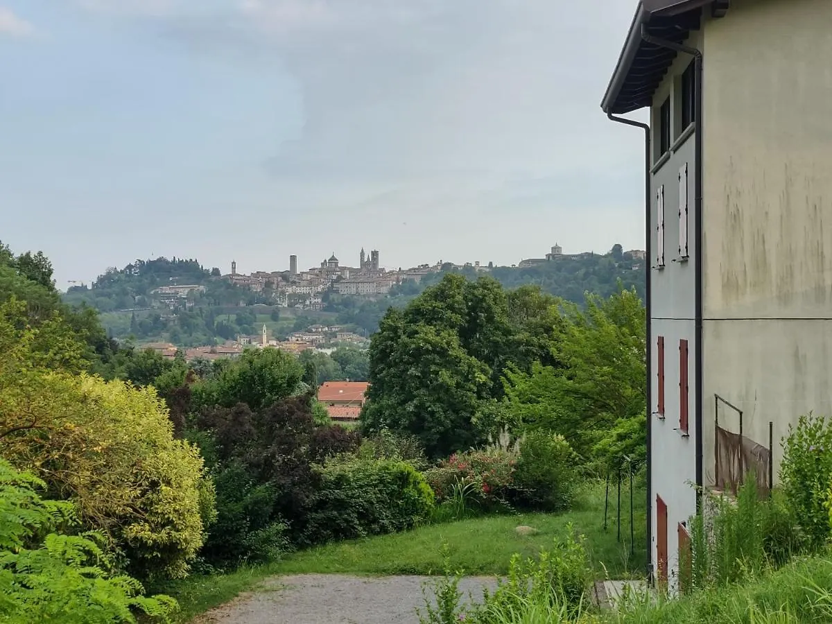 Camera Aminta - Casa Aminta Bergamo 0*,  Olaszország